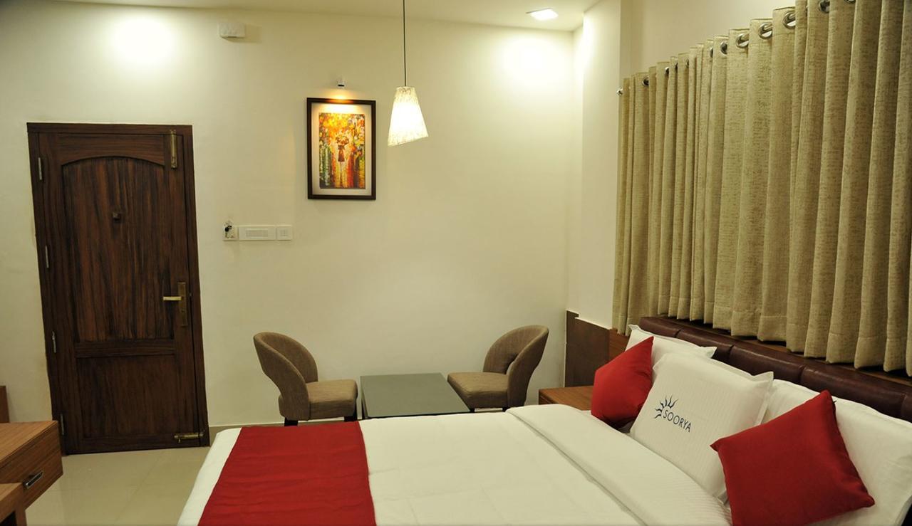Hotel Soorya Castle Ваянад Экстерьер фото